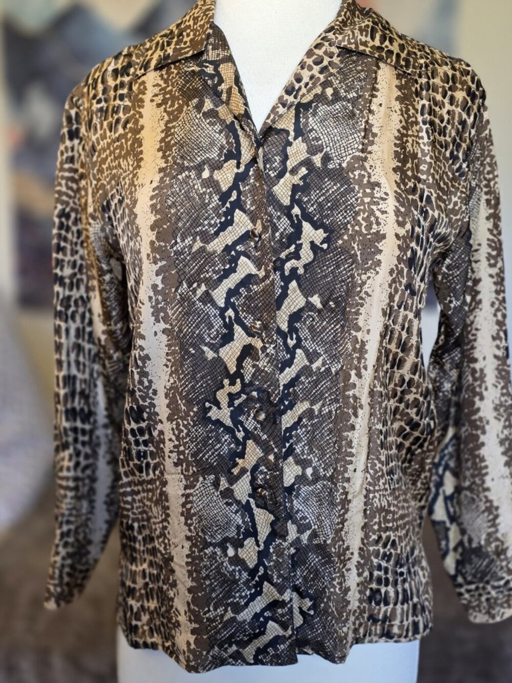 Allison Taylor Petite 100% Silk Blouse Animal Print Python Leopard PM - Picture 3 of 13